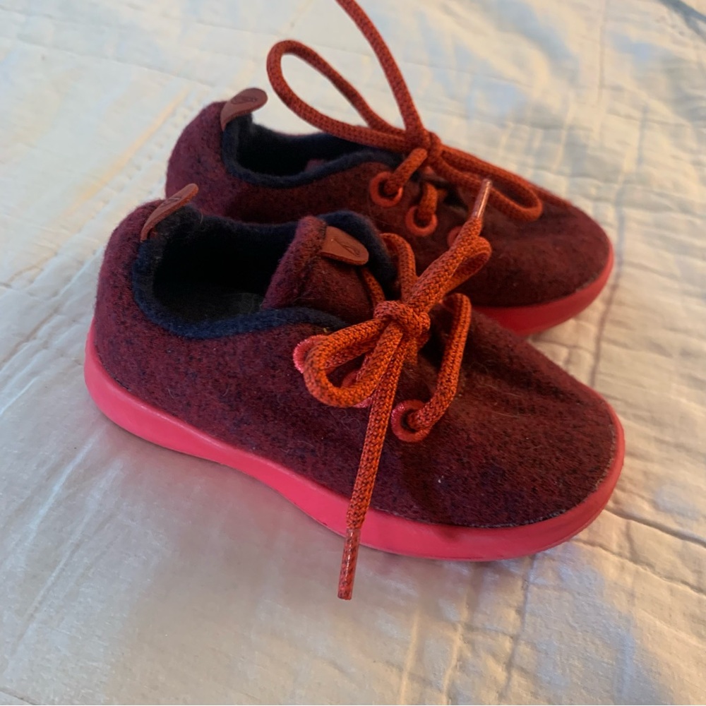 Allbirds Smallbirds Merino Wool Maroon Red Laced Sneakers 6T
